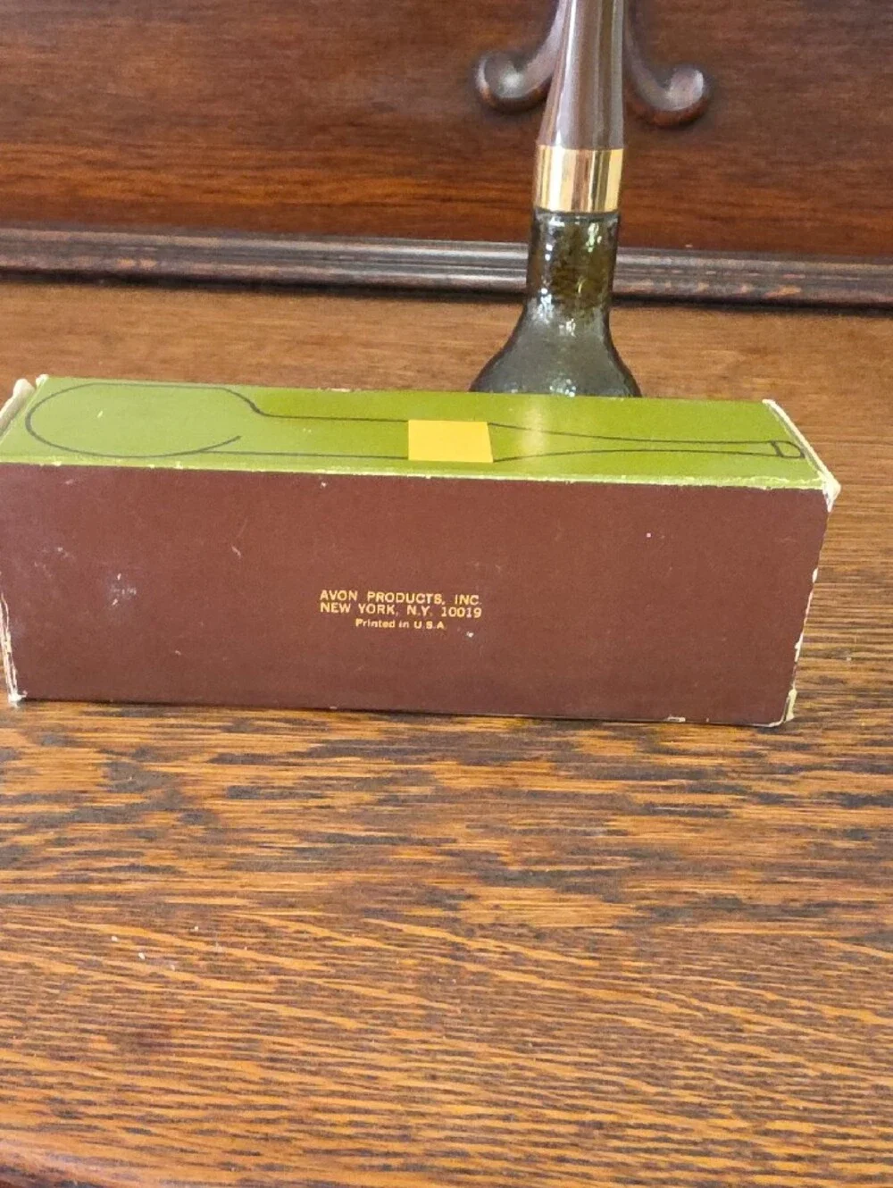 Avon Green Glass Pipe Aftershave Bottle with Gold Band